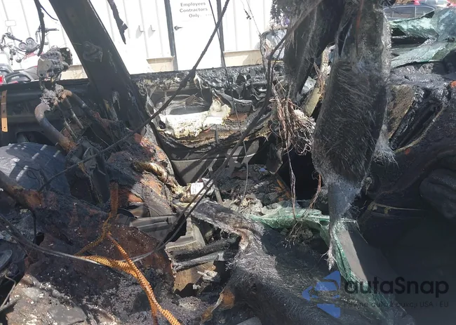 JF2SKARC6LH579315: 41829769