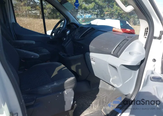 1FTYR1ZM2JKA58427: 41830498