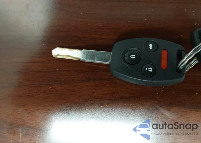 1HGCP26458A075170: 41830067