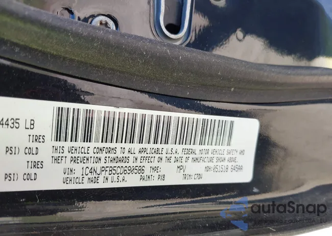 1C4NJPFB5CD690586: 41831766