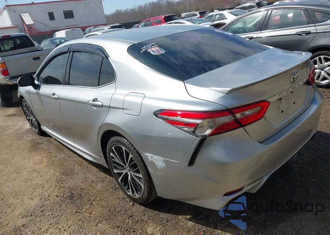 4T1B11HK4JU074514: 41831071