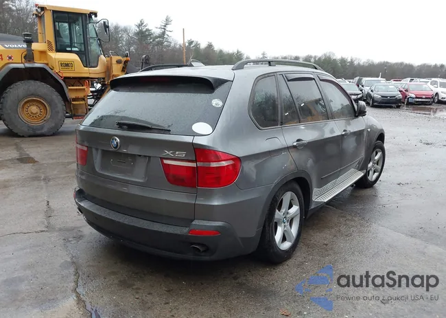 5UXFE43527L018565: 41832826