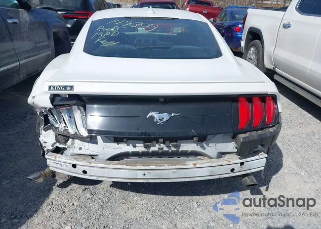 1FA6P8TH2L5149304: 41833277