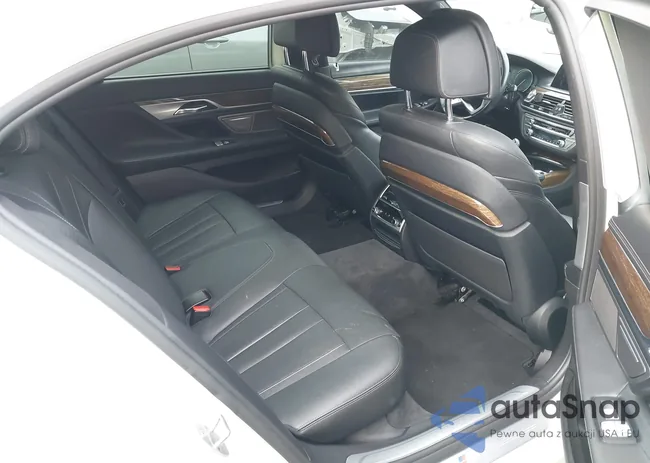 WBA7E2C52GG504003: 41834814