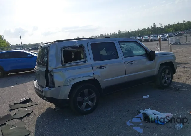 1C4NJPFAXED854361: 41835367