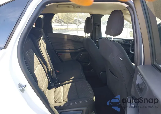 1FMCU0GN8RUA68227: 41835761