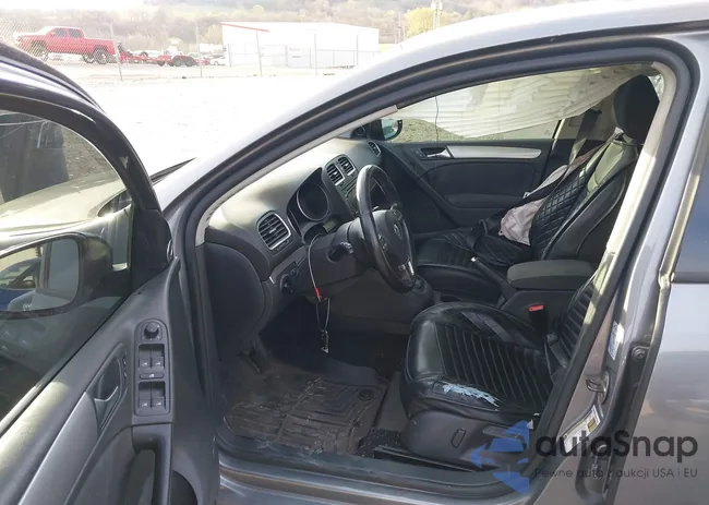 WVWDM7AJ9CW240204: 41837287