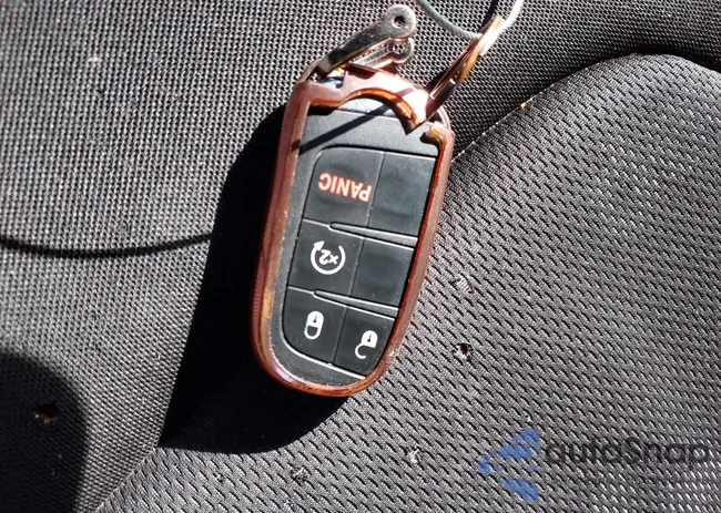 ZACCJAAT2GPD86661: 41837775