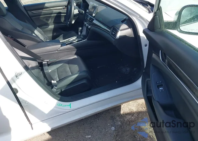 1HGCV1F32LA151377: 41838646