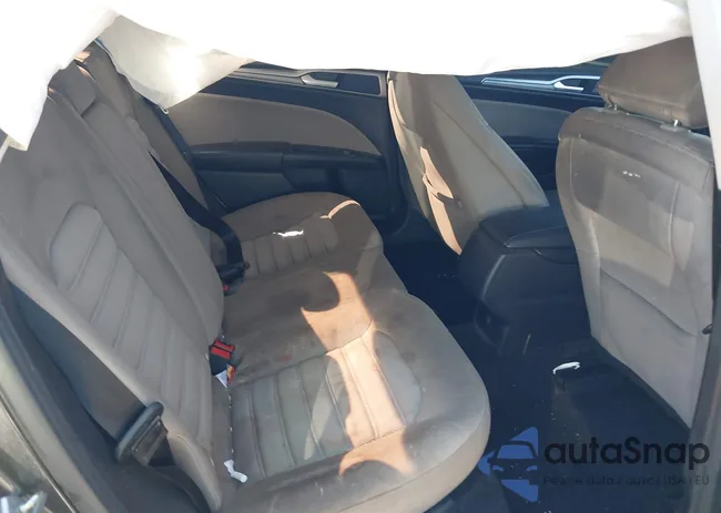 3FA6P0G71HR273698: 41838670