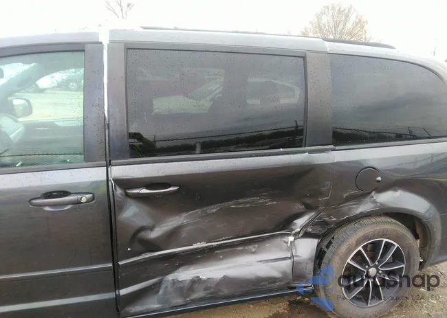 2C4RDGEG1HR736912: 41838946