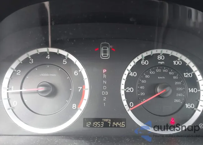 1HGCP2F37BA030956: 41838956