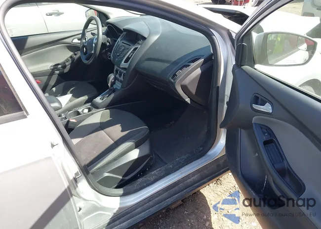 1FADP3F22EL347901: 41839199