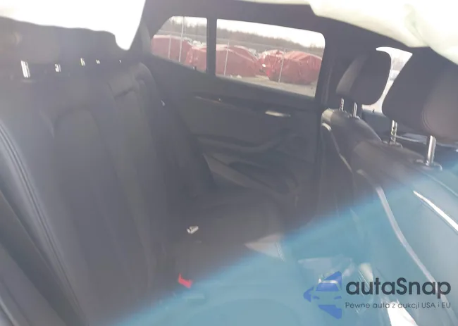 WBXYJ1C08N5U33290: 41840157