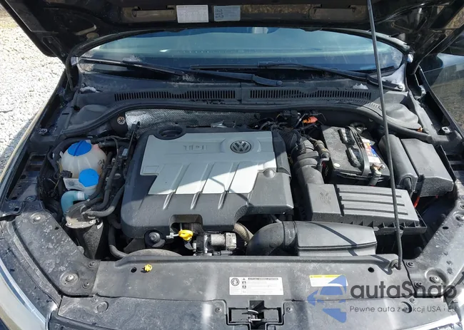 3VWLL7AJ7EM407772: 41841561