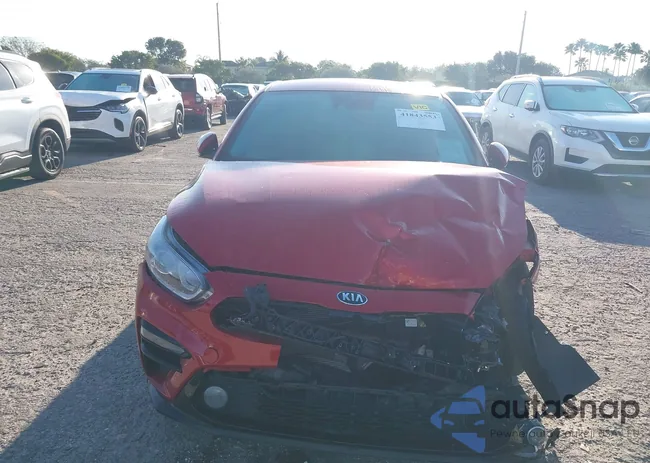 3KPF24AD8LE212962: 41843553