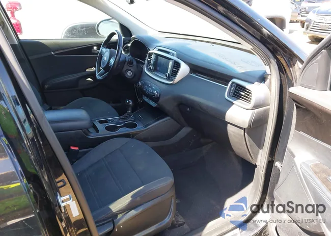 5XYPG4A34HG254813: 41843731