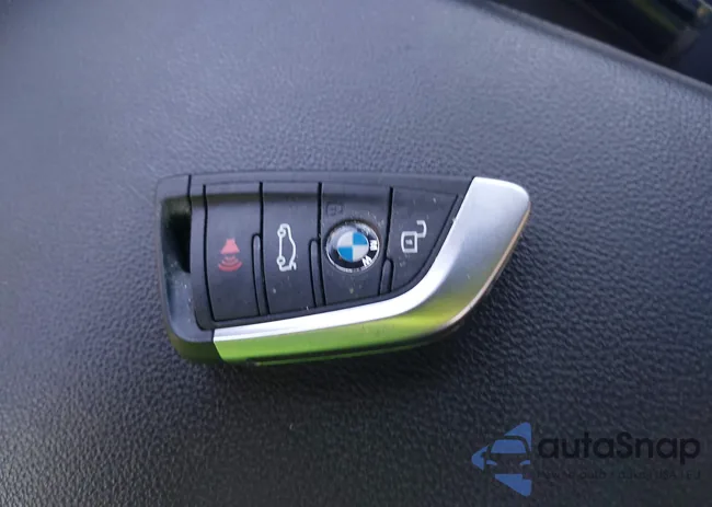 5UX53DP02P9P22066: 41843127