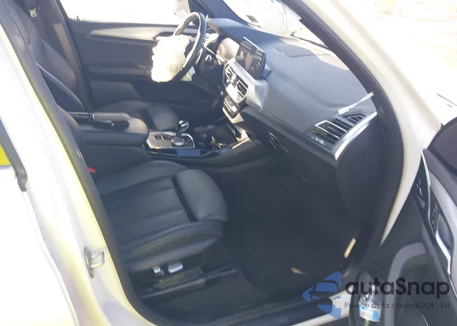 5UX53DP02P9P22066: 41843127