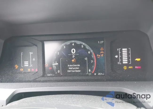 3TYLB5JN6RT038815: 41844375