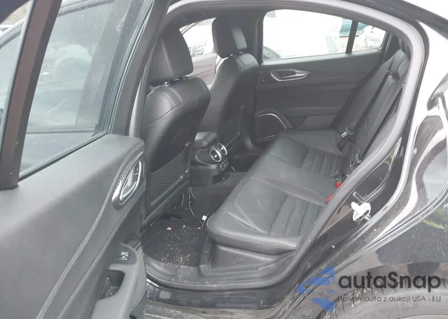 ZARFAMEV9P7677087: 41844582