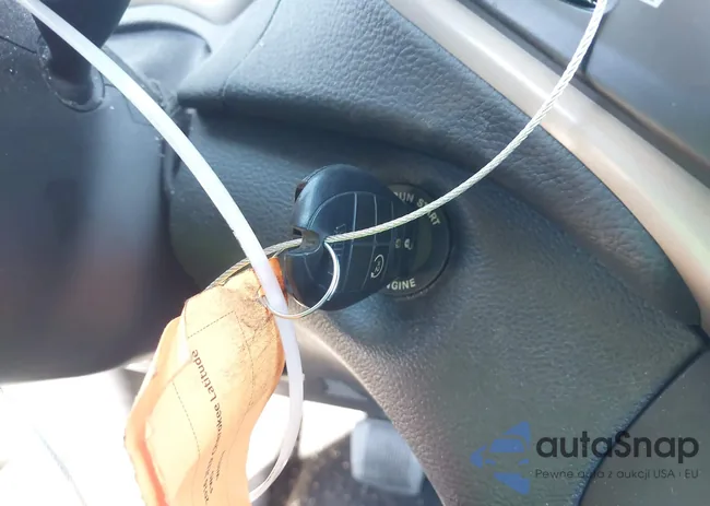 1C4PJLCS0GW138381: 41844589