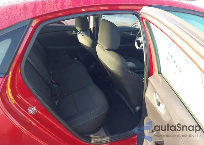 3KPF24AD6ME285460: 41845347