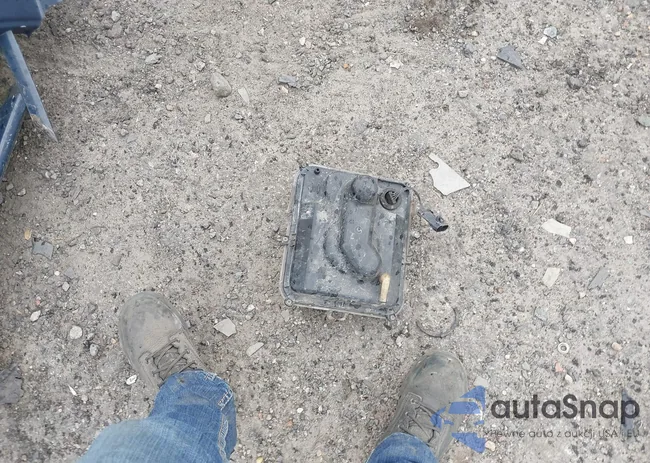 1GYEE53A690110566: 41845487