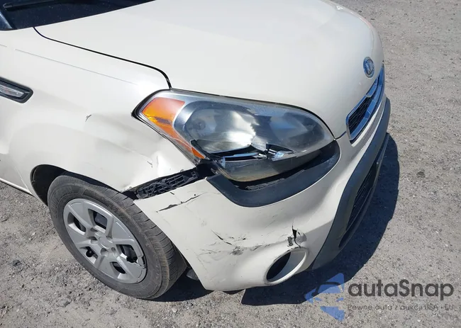 KNDJT2A54C7404738: 41846511