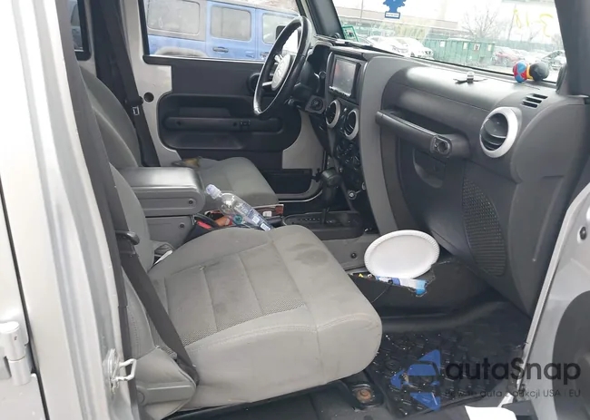 1J4GA59138L505460: 41846611