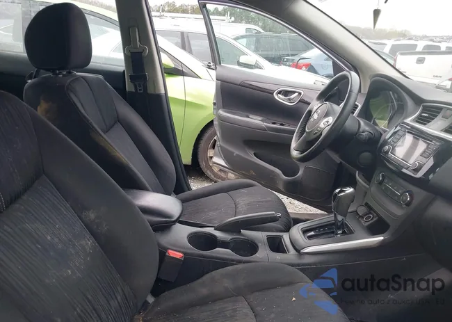 3N1AB7AP5HY277380: 41847380