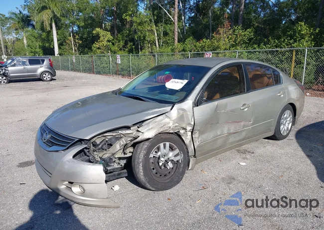 1N4AL2AP2AC144030: 41848496