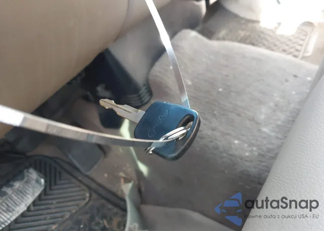 1FTRW08W11KF80945: 41849265