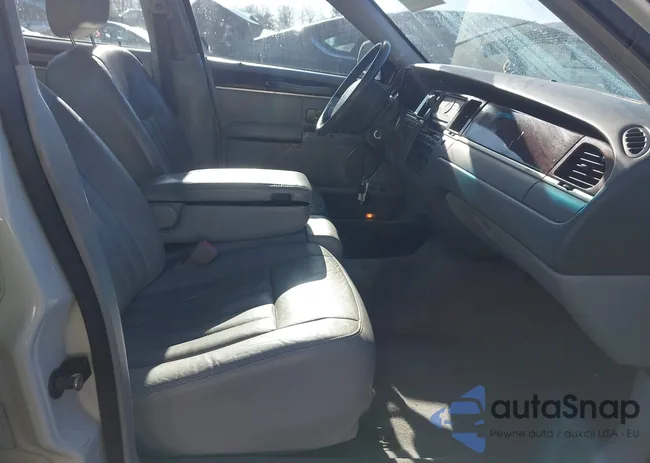 1LNHM81W75Y635214: 41849496