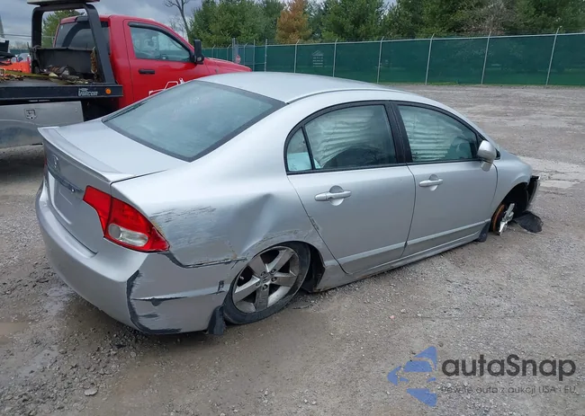 2HGFA1F62BH518992: 41849552