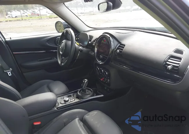 WMWXJ1C01R2U67732: 41849214