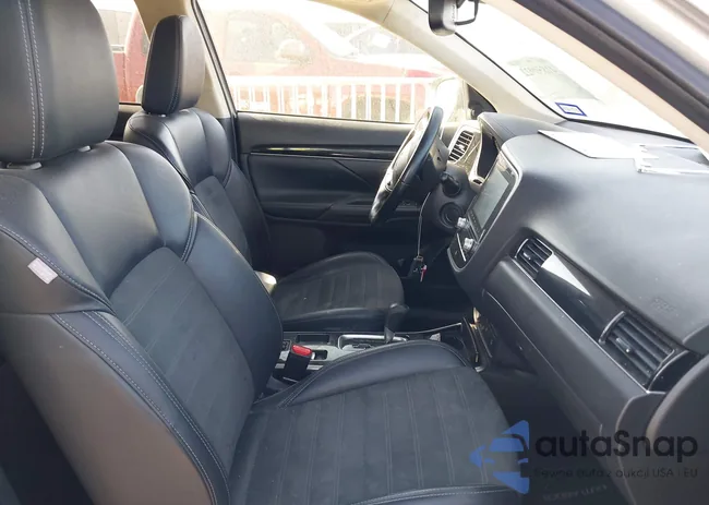 JA4AD3A3XLZ044133: 41850922