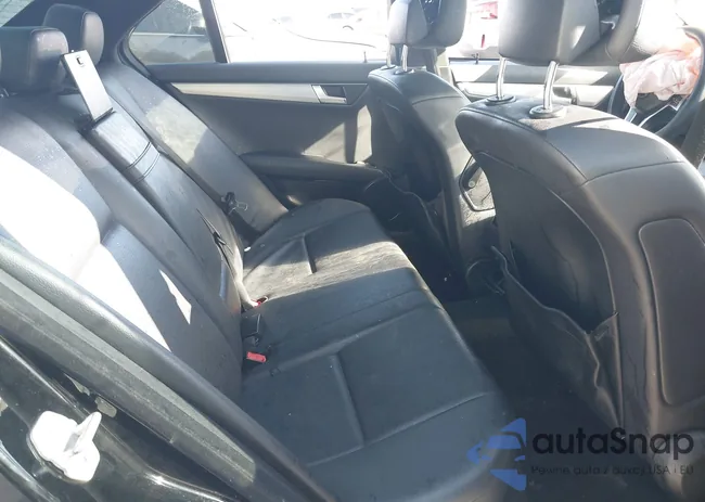 WDDGF4HBXDR298820: 41851077