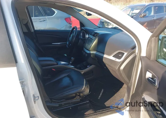 3C4PDCDG3DT521556: 41852888