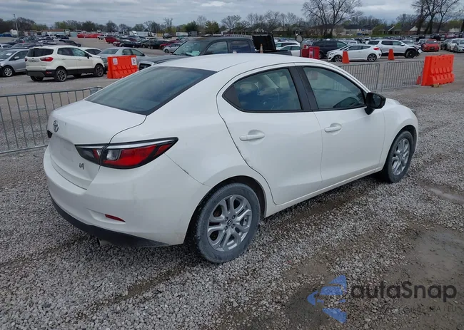 3MYDLBYV2HY147038: 41854394