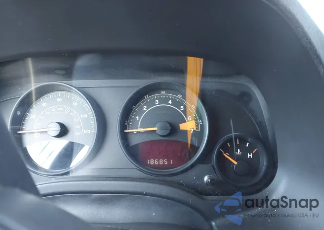 1C4NJRBBXFD311930: 41853935