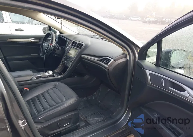 3FA6P0HD8KR217544: 41855475