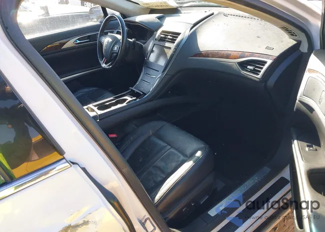 3LN6L2G97DR822023: 41856396