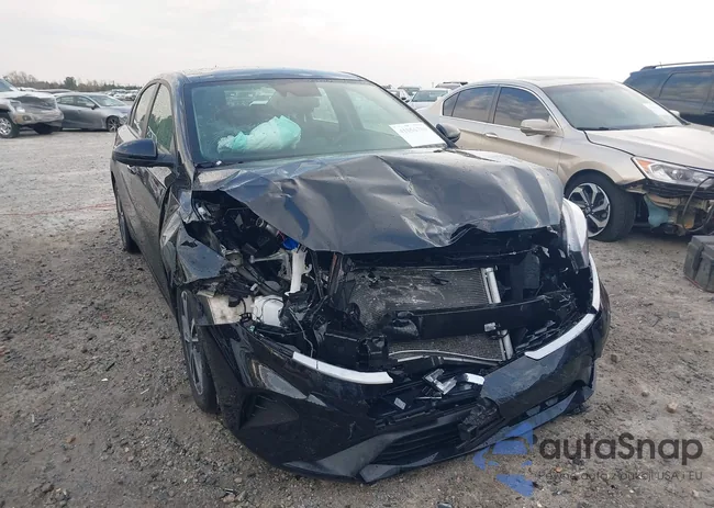 3KPF24AD7RE799390: 41856786