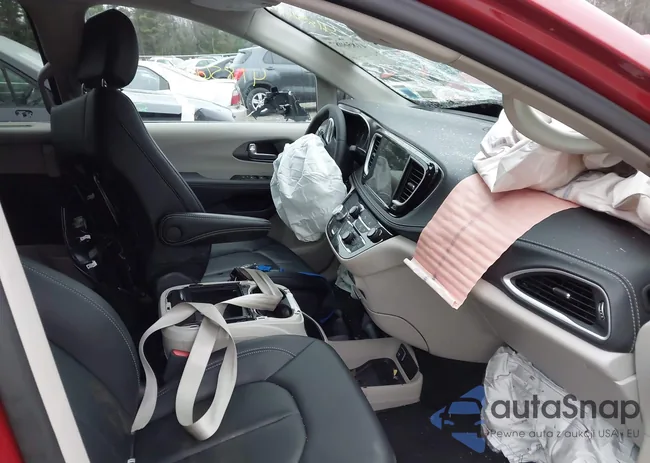 2C4RC1BG8RR170608: 41856087