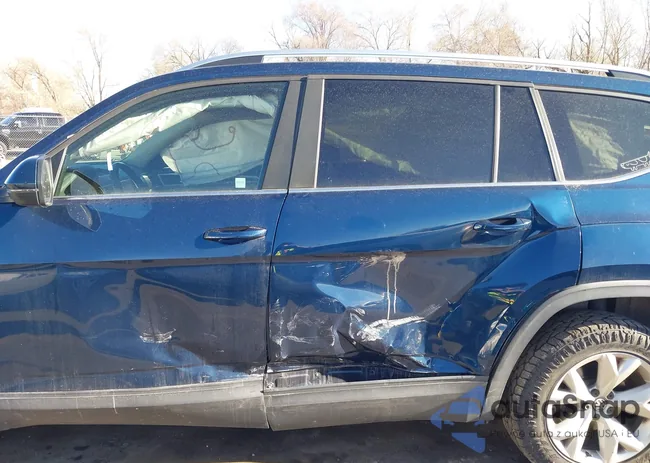 1V2LR2CA5JC506747: 41857715