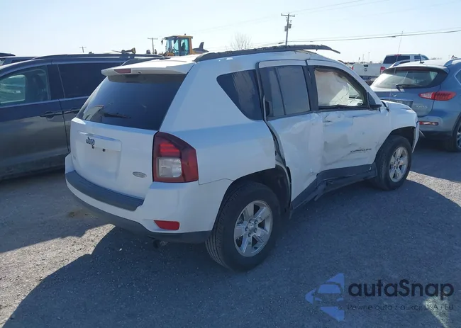 1C4NJCEB0GD709965: 41857072