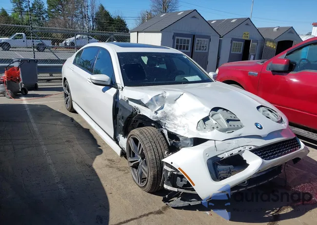 WBA7E2C38HG741238: 41858424