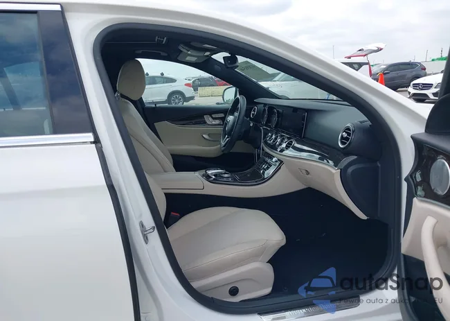 WDDZF4JB8KA619333: 41858546