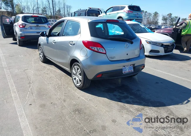 JM1DE1HY2B0105631: 41858190